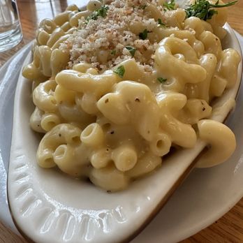 Fishwives - Mac & Cheese Appetizer - Seafood Near Me - Pasadena, California Fishwives - Mac & Cheese Appetizer - Seafood Near Me - Pasadena, California