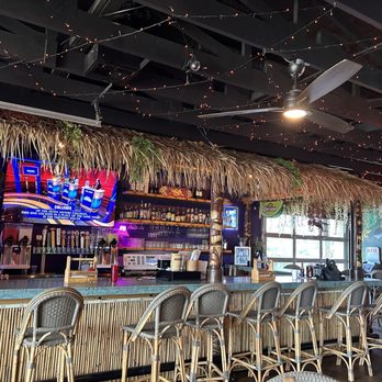 GilliGil's Island - New American Near Me - Slidell, Louisiana