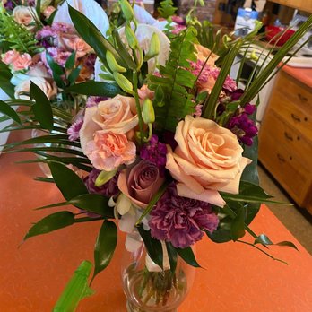 The Growing - Bridesmaid bouquet - Florists Near Me - Ventura, California