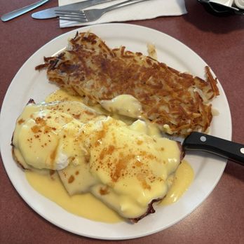 Downie's Cafe - Eggs Benedict was a great choice!! - Breakfast & Brunch Near Me - Bay City, Oregon Downie's Cafe - Eggs Benedict was a great choice!! - Breakfast & Brunch Near Me - Bay City, Oregon