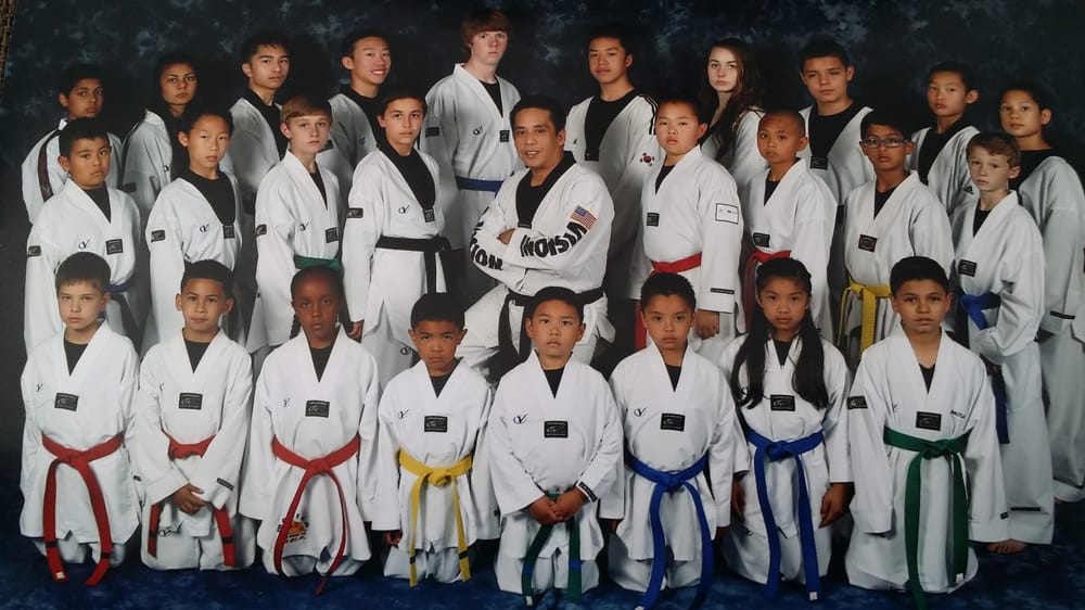 Manila TaeKwonDo Logo
