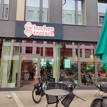 Kuchentratsch - Bei schlechtem Wetter und im Winter sind alle drin... - Patisserie/Cake Shop Near Me - Munich, BY Kuchentratsch - Bei schlechtem Wetter und im Winter sind alle drin... - Patisserie/Cake Shop Near Me - Munich, BY