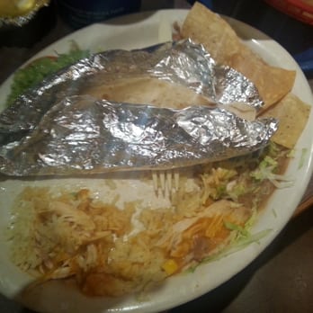 Melody's Fresh Mexican Kitchen - Finished arroz con pollo - Mexican Near Me - Reseda, California Melody's Fresh Mexican Kitchen - Finished arroz con pollo - Mexican Near Me - Reseda, California