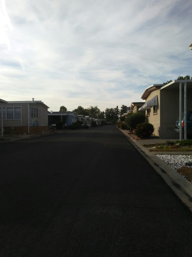 PACIFIC MOBILE ESTATES Updated October 2024 10 Photos 500 W 10th