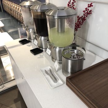 Delta Sky Club - Lemonade, Tea, and Water - Airport Lounges Near Me - San Diego, California
