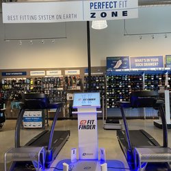 Road Runner Sports - The fit finder.
