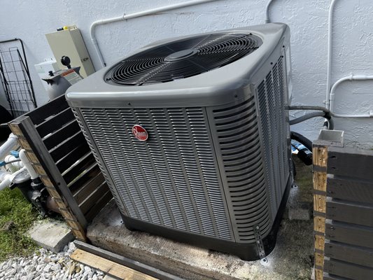 A/C Repairing and Installations - Wether it is a repair, air duct cleaning or installation we are ready to service all your needs. There is no job too big or too small for us. Need service ? Don't hesitate and call us today! A/C Repairing and Installations - Wether it is a repair, air duct cleaning or installation we are ready to service all your needs. There is no job too big or too small for us. Need service ? Don't hesitate and call us today!