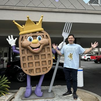 Kings Inn San Diego - King Waffle - San Diego, CA
