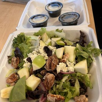 Bubba’s Bones & Brews - Cran-Apple Salad - Gastropubs Near Me - Cathedral City, California Bubba’s Bones & Brews - Cran-Apple Salad - Gastropubs Near Me - Cathedral City, California