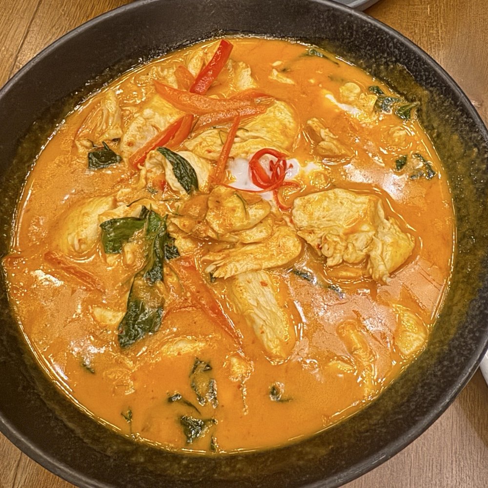 Pai Northern Thai Kitchen - Chicken Penang curry - Thai Near Me - Toronto, Ontario Pai Northern Thai Kitchen - Chicken Penang curry - Thai Near Me - Toronto, Ontario