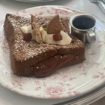 Swan - Stuffed French toast - Modern European Near Me - Miami, Florida