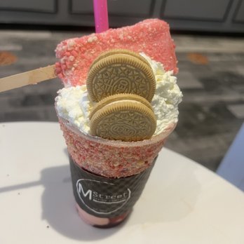 M Street Baking Company - Strawberry shortcake - Cupcakes Near Me - Howell, Michigan