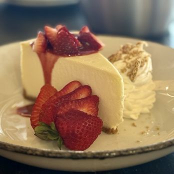 Bar Louie - Perrysburg - I'm not a lover of sweets the this was velvety cheesecake is a great! They accommodated our party 30+ people with ease! - Bars Near Me - Perrysburg, Ohio Bar Louie - Perrysburg - I'm not a lover of sweets the this was velvety cheesecake is a great! They accommodated our party 30+ people with ease! - Bars Near Me - Perrysburg, Ohio