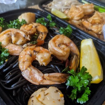 Hakacha Restaurant - Spicy squid ink pasta - Ramen Near Me - Ithaca, New York
