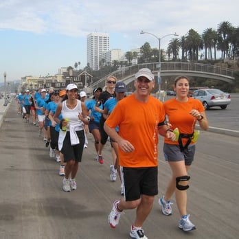 LA Road Runners - 2010 Pace group 10, running along the Santa Monica coastline. - Fitness & Instruction Near Me - Los Angeles, California