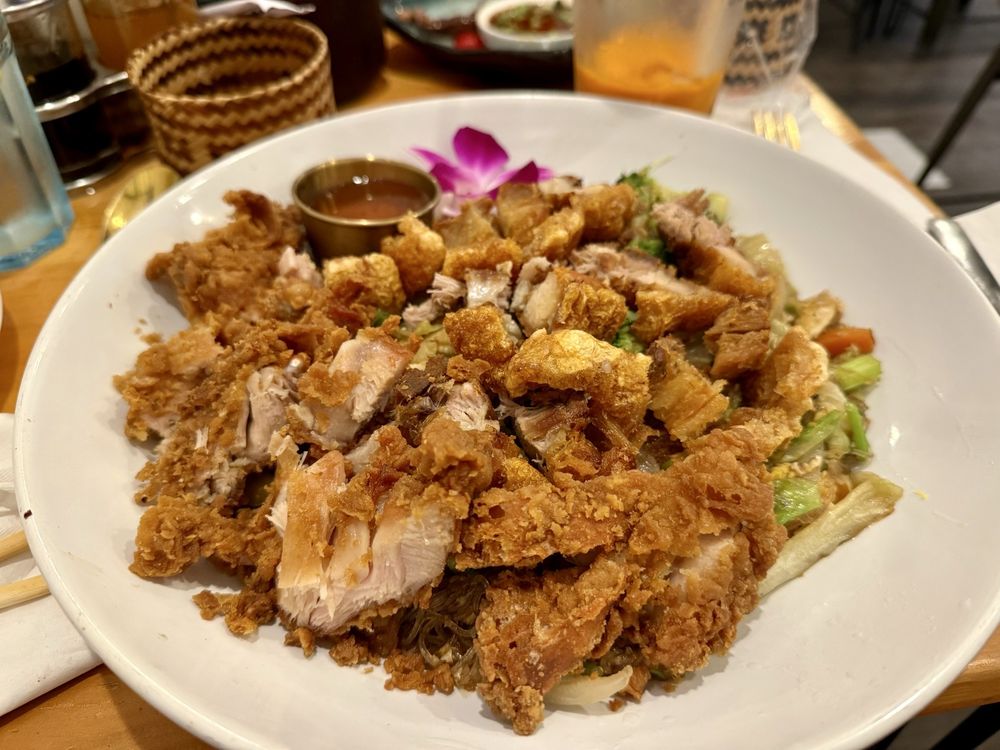 Food from Thai Saap Noodles & Rice Kitchen