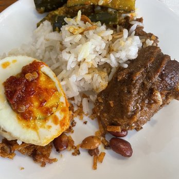 Sumatera Restaurant NYC - R2. Nasi Lemak Rendang (half cause I shared with my friend) - Indonesian Near Me - Elmhurst, New York Sumatera Restaurant NYC - R2. Nasi Lemak Rendang (half cause I shared with my friend) - Indonesian Near Me - Elmhurst, New York