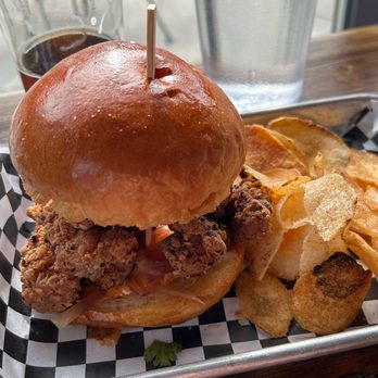 Lost Grove Brewing - Fried Chicken Sandwich - Brewpubs Near Me - Boise, Idaho