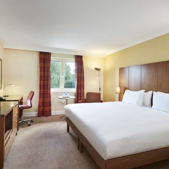 DoubleTree by Hilton Hotel Bristol North - Guest room - Hotels Near Me - Bristol, BST