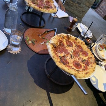 Pie Tap - Henderson - Pepperoni Pie Sausage Pie - Pizza Near Me - Dallas, Texas Pie Tap - Henderson - Pepperoni Pie Sausage Pie - Pizza Near Me - Dallas, Texas