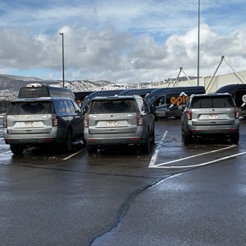 Vail Powder Cars - VPC 4 5 and 6 at EGE - Limos Near Me - Vail, Colorado Vail Powder Cars - VPC 4 5 and 6 at EGE - Limos Near Me - Vail, Colorado