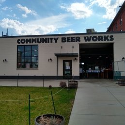 Grabbing some cold ones on a beautiful Buffalo day. Grabbing some cold ones on a beautiful Buffalo day.