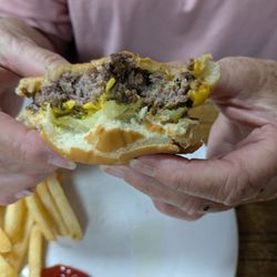 600 Cafe - Hamburger