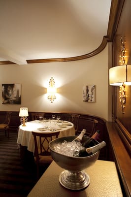 Au Crocodile by null