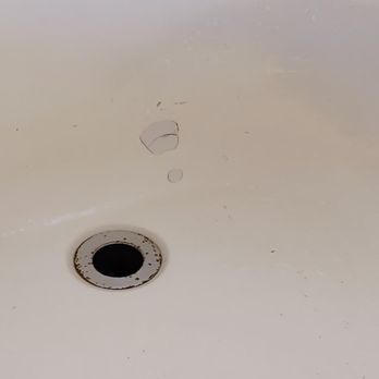 Tub Doctor - Before. Chips with Bad DIY Patches - Refinishing Services Near Me - Mesa, Arizona Tub Doctor - Before. Chips with Bad DIY Patches - Refinishing Services Near Me - Mesa, Arizona
