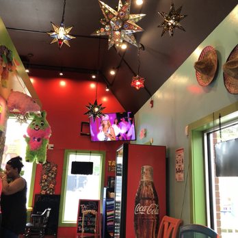 Taco Bout It - Great interior and exterior decor. Waiting for liquor license, so no alcohol for now (August 2018) - Mexican Near Me - Riverhead, New York