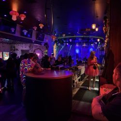 Astro Lounge
