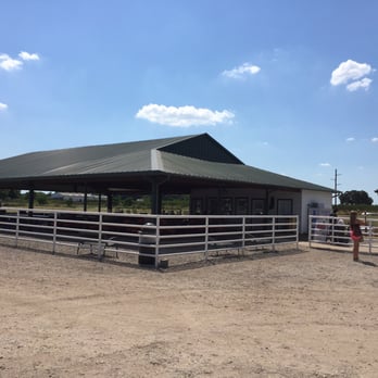 Ham Orchards - Farmers Market Near Me - Terrell, Texas