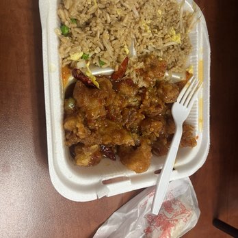 Beijing Express - General Tsos Chicken Lunch Combo - Chinese Near Me - Tempe, Arizona