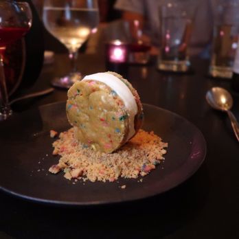 The Aviary - Ice Cream Sandwich - Cocktail Bars Near Me - Chicago, Illinois