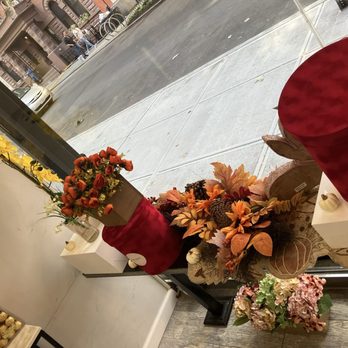 Le Rose Atelier - Silk flowers - Florists Near Me - New York, New York Le Rose Atelier - Silk flowers - Florists Near Me - New York, New York