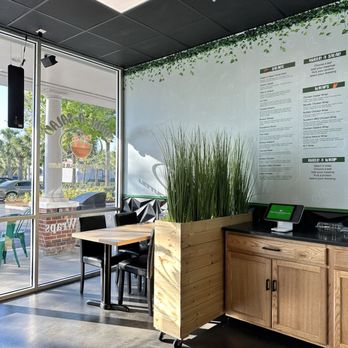 Shake A Salad - Front table - Salad Near Me - New Port Richey, Florida Shake A Salad - Front table - Salad Near Me - New Port Richey, Florida