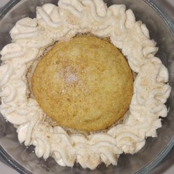 STRIB'BLE DISTRICT - Snicker doodle cake with cookie
