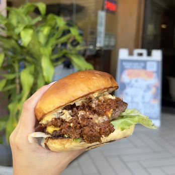 その他 Takara - Hamburger CARL OG3 BURGER SHOP - Updated August 2025 - 400 Photos
