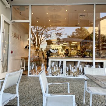 Rosetta Bakery - Outside seating and storefront - Bakeries Near Me - Miami Beach, Florida Rosetta Bakery - Outside seating and storefront - Bakeries Near Me - Miami Beach, Florida