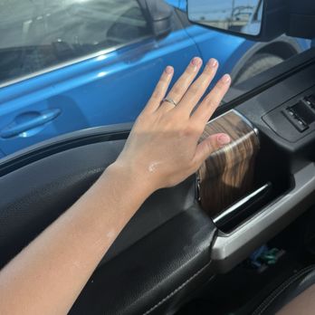 Luxury Nails and Spa - Lotion not rubbed in during "massage" - Nail Technicians Near Me - Burley, Idaho Luxury Nails and Spa - Lotion not rubbed in during "massage" - Nail Technicians Near Me - Burley, Idaho