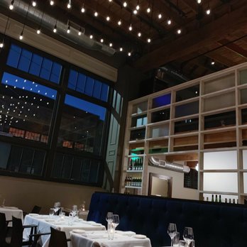 Lark - Beautiful main dining room - New American Near Me - Seattle, Washington