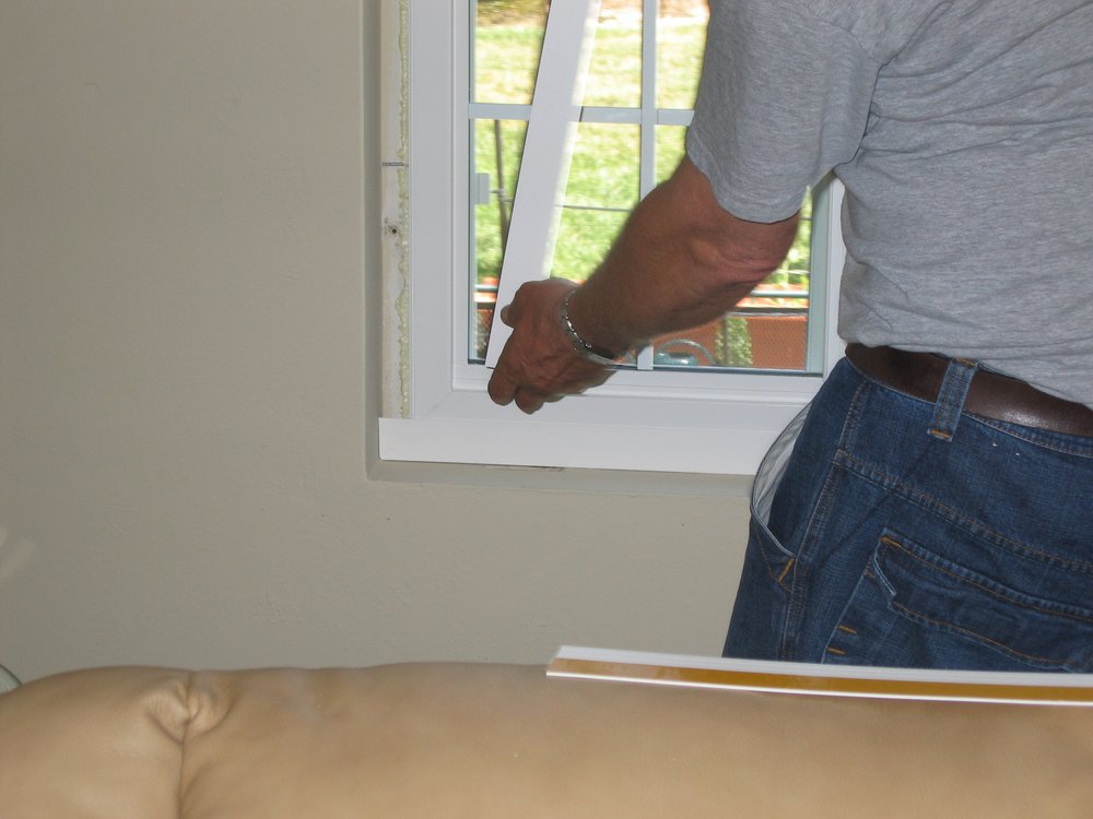 Slide of Clean Builders and Deluxe Windows