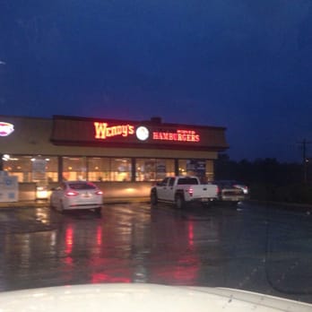 Wendy's - the front of a restaurant at night - Burgers Near Me - West Columbia, South Carolina Wendy's - the front of a restaurant at night - Burgers Near Me - West Columbia, South Carolina