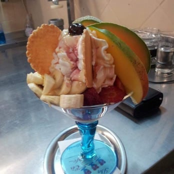 Eiscafé Perilli - Ice Cream & Frozen Yogurt Near Me - Zell, RP Eiscafé Perilli - Ice Cream & Frozen Yogurt Near Me - Zell, RP