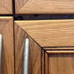 Birch & Bee Woodworking - Resulting in top cabinet being uneven
