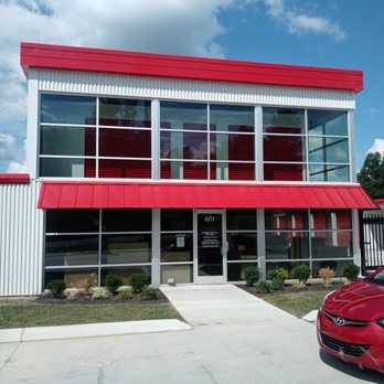 Stor-Alot Self Storage - Easy to access location - Self Storage Near Me - Clarksville, Tennessee