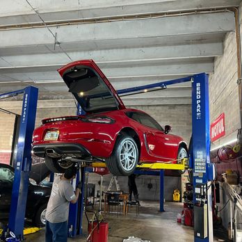 Tuned Autoworks - Auto Repair Near Me - Miami, Florida