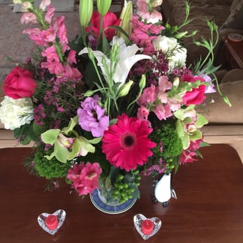 Laskas Flowers - Florists Near Me