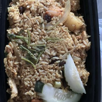 Elephant Thai Cuisine - F7. Pineapple Fried Rice $18 - Thai Near Me - Vallejo, California Elephant Thai Cuisine - F7. Pineapple Fried Rice $18 - Thai Near Me - Vallejo, California