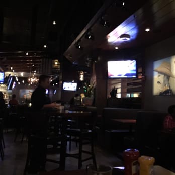 Yard House - Dark and sexy - New American Near Me - Denver, Colorado